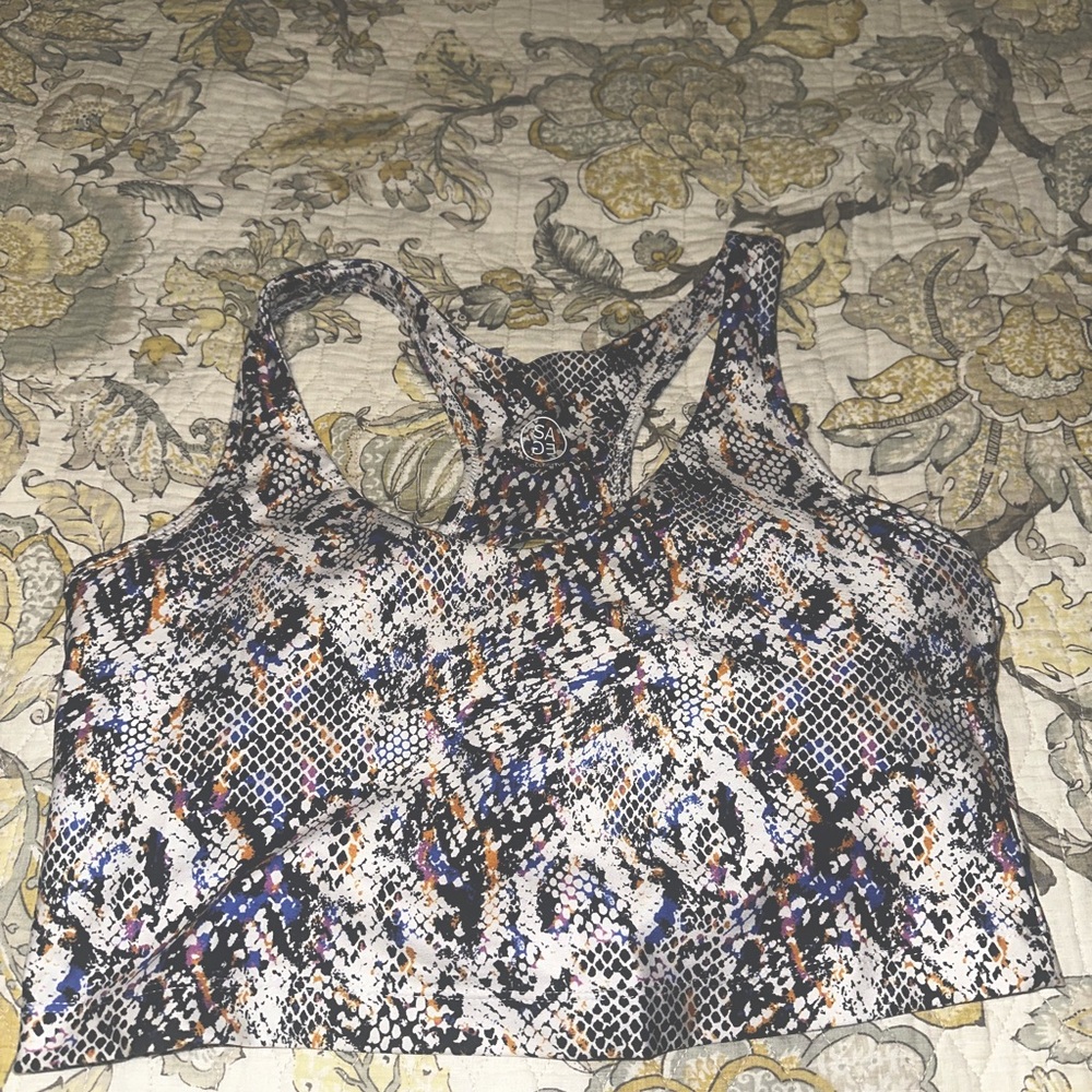 Women’s sport bra
